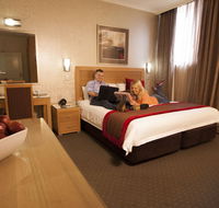 BEST WESTERN PLUS Travel Inn Hotel