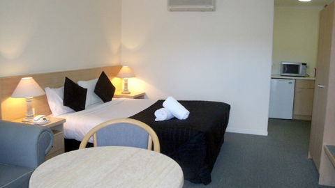 BEST WESTERN Sandown Heritage Motel - Hobart Tourism 1