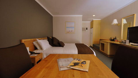 BEST WESTERN Hospitality Inn Esperance - Tourism TAS 10