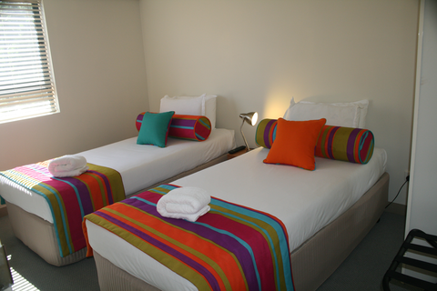 Nelson Bay Breeze Holiday Apartments - Tourism TAS 4
