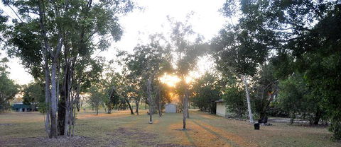 The Bark Hut Inn - Hobart Tourism 16