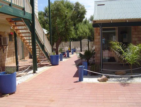 Bay Lodge Economy Beachfront - Tourism TAS 3