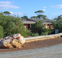 Wave Rock Lakeside Resort and Caravan Park