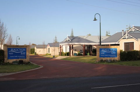 Halcyon Bay - Tourism TAS 2