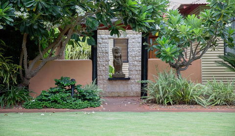 Bali Hai Resort - Hobart Tourism 3