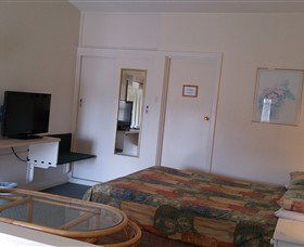 Abel Tasman Airport Motor Inn - Tourism TAS 1