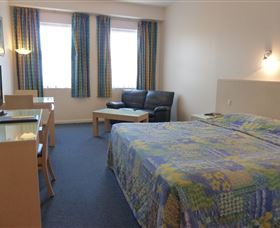 Mayfair Plaza Motel - Tourism TAS 2
