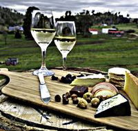 28 gates Luxury Farmstay and Fishery