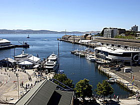 Sullivans Cove Apartments - Brooke St Penthouses - Tourism TAS 1