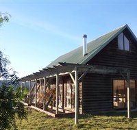 Pinot Cottage on Charles Reuben Estate - Tourism TAS