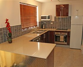 Beach Apartments - Tourism TAS 1