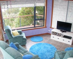 Larus Waterfront Cottage - Tourism TAS 5