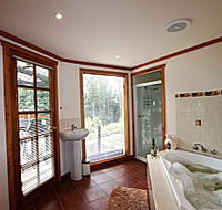 Love Grove Guest House - Hobart Tourism