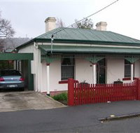 Launceston Apartments - Coronation Cottage