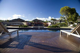Ramada Resort Seven Mile Beach
