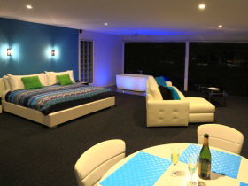 Horizon Deluxe Apartments - Tourism TAS 1