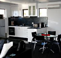 Rosie's Cottage and Town House - Tourism TAS
