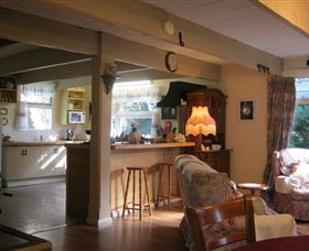 Hide-Away Cottage Retreat - Hobart Tourism 2