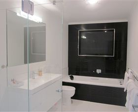 Burnie By The Bay Holiday Apartments - Tourism TAS 5