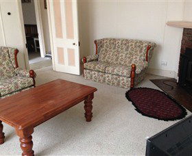Queenstown Cottages - Darwin - Tourism TAS 2
