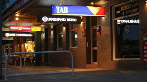 Burkes Hotel Motel - Tourism TAS 1