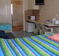 Turn In Motel