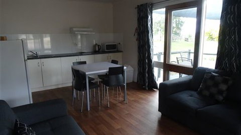 Glenrowan Tourist Park - Tourism TAS 3