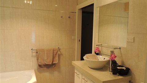 Myamba House - Tourism TAS 1