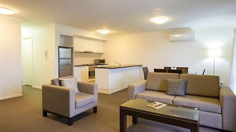 Quest Sale Serviced Apartments - Tourism TAS 4