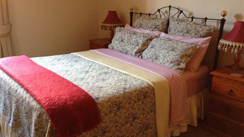 Carlyle House Rutherglen - Hobart Tourism 0