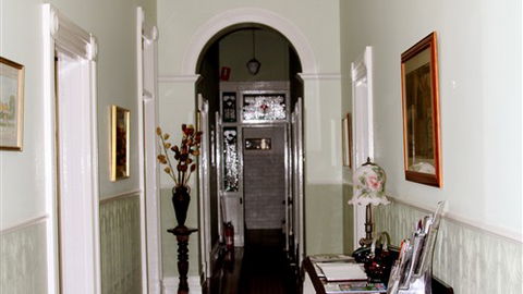 Carlyle House Rutherglen - Hobart Tourism 2