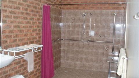 Advance Motel - Tourism TAS 6