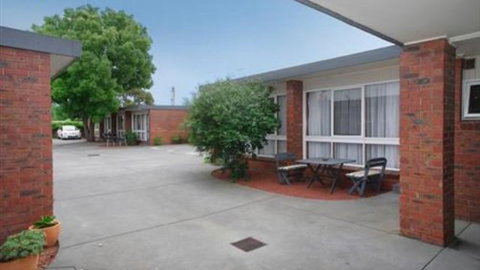 Kardinia Park Motel - Tourism TAS 1