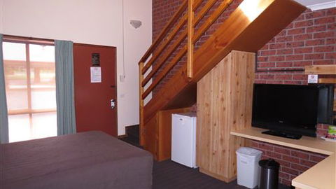 AAT 28 Goldsmith Hotel - Tourism TAS 7