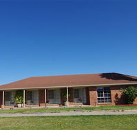 Australian Settlers Motor Inn - Hobart Tourism