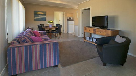 Admiral Motor Inn - Tourism TAS 5