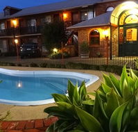 Hermitage Motor Inn - Hobart Tourism