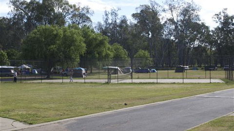Painters Island Caravan Park - Hobart Tourism 4