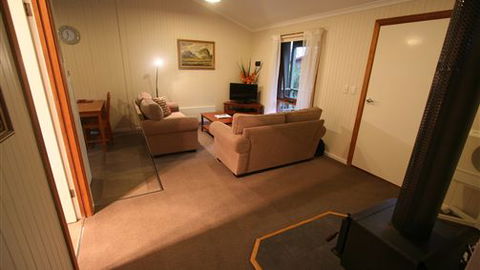 Southern Grampians Cottages - Tourism TAS 6