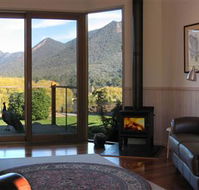 Cathedral Valley Farm - Hobart Tourism