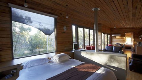 DULC - Tourism TAS 6