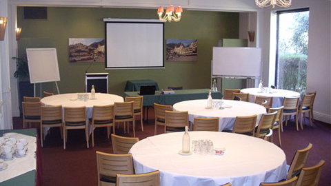 Best Western The Tudor Box Hill - Hobart Tourism 1