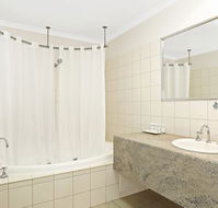 Quality Inn  Suites The Menzies - Tourism TAS