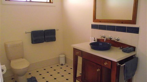 Stableford House Bed & Breakfast - Hobart Tourism 3