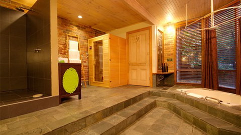 Linden Gardens Rainforest Retreat - Tourism TAS 6