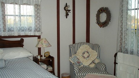 Briarswood Cottage Bed And Breakfast - Tourism TAS 3