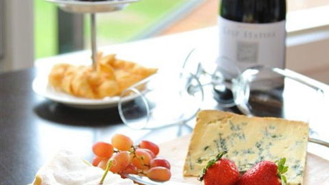 Araluen Boutique Accommodation - Villas & Lodge - Hobart Tourism 0