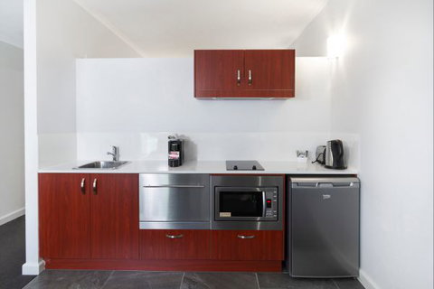 Abode Narrabundah - Tourism TAS 3