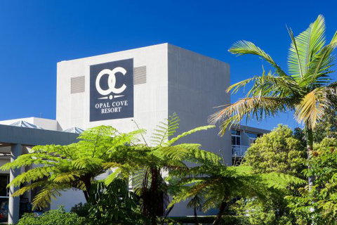 Absolute Beachfront Opal Cove Resort - Tourism TAS 7