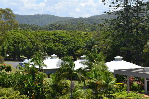 Absolute Beachfront Opal Cove Resort - Tourism TAS 9